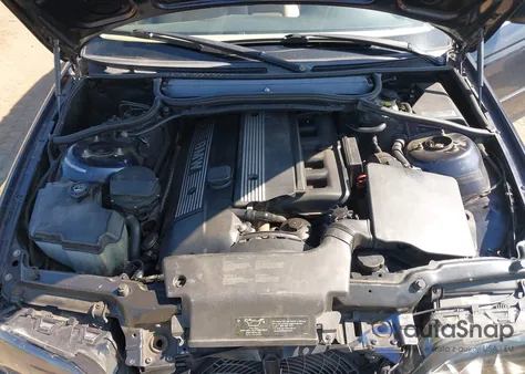 2002 BMW 325Xi из США, поврежденный, VIN WBAEU33462PF69598